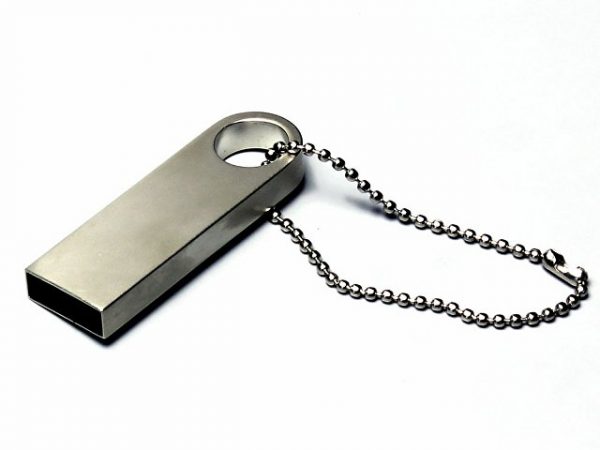 USB 2.0-флешка на 512 Мбайт с мини чипом и круглым отверстием